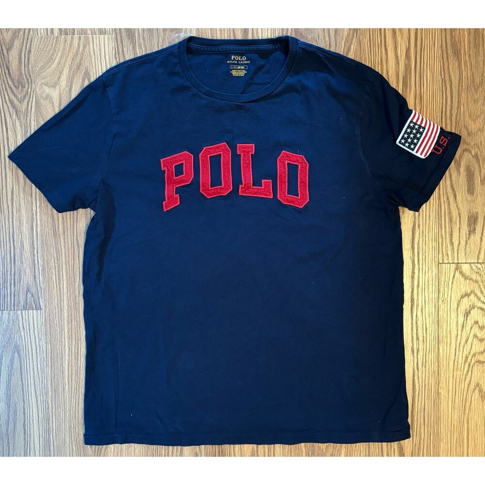 Vintage Polo Ralph Lauren Men's Navy T-shirt
